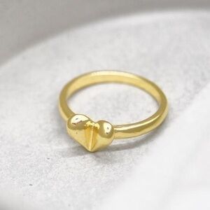 Minimalist Gold Heart Ring